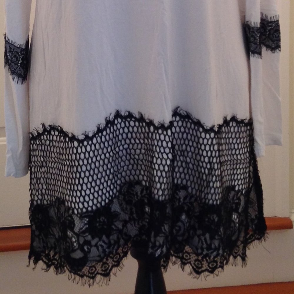 Artistic Taste White black trim lg sleeve dress XL - Picture 2 of 4